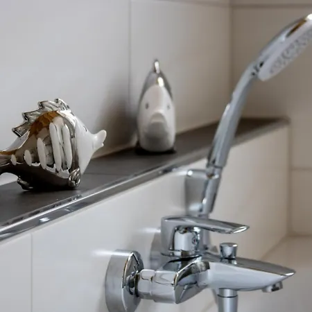 Stratmann アパート レンネシュタット