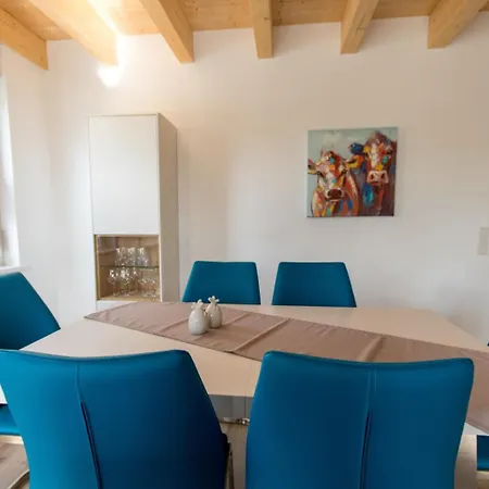 Stratmann アパート レンネシュタット